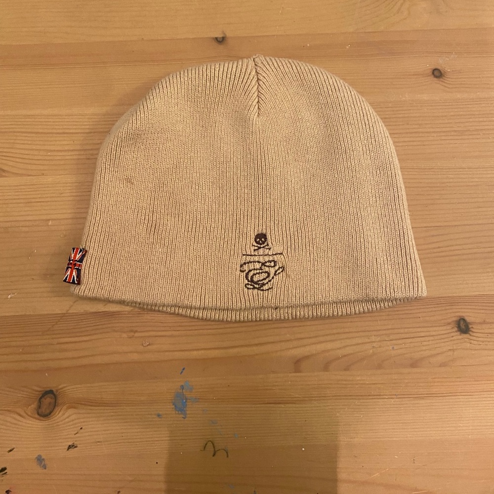 English Laundry beanie